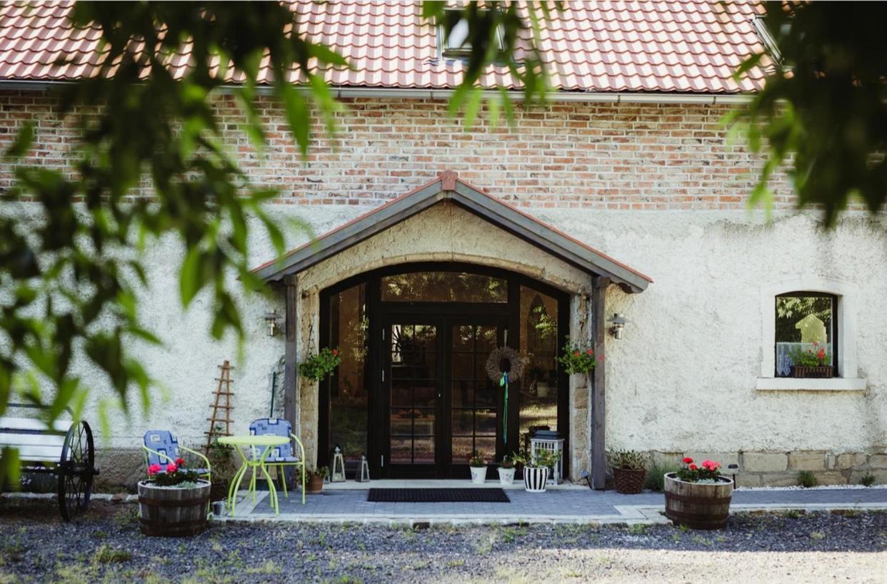 Bed and Breakfast Lawendowa Stajnia Lwowek Slaski Exterior foto